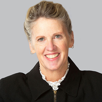 Commercial Lender Lori Rostkowski